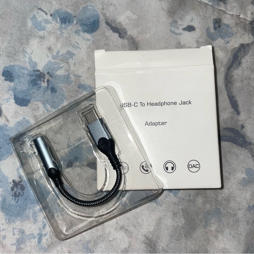 USB-C To 3.5mm Headphone Jack Adapter